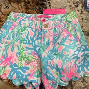 Lilly Pulitzer size 00 NWT shorts